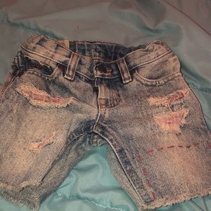 2t unisex shorts 🩳